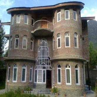 Real Home Away From Home, Srinagar 4